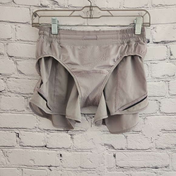 Lululemon Hotty Hot Short - Picture 8 of 13